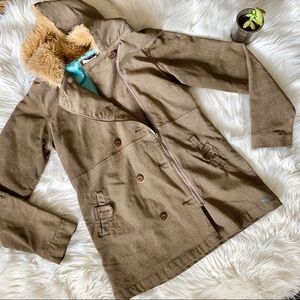 Rip Curl Tan Winter Coat with Zipper Faux Fur Hood